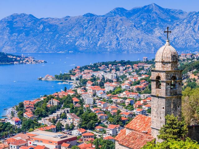 Uçaklı Tiran'lı Büyük Balkan Turu