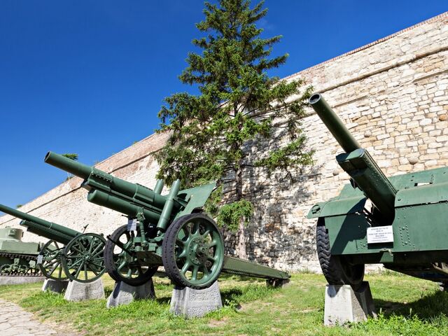 Uçaklı Tiran'lı Büyük Balkan Turu